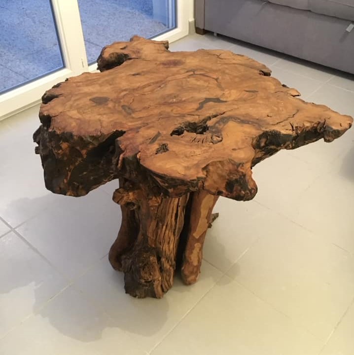 Upcycler c'est créer, détourner ou assembler des objets ou des meubles à partir de matériaux récupérés et voués à être jetés...
Avec un eu d'idée, c'est du recyclage utile, esthétique et de qualité.