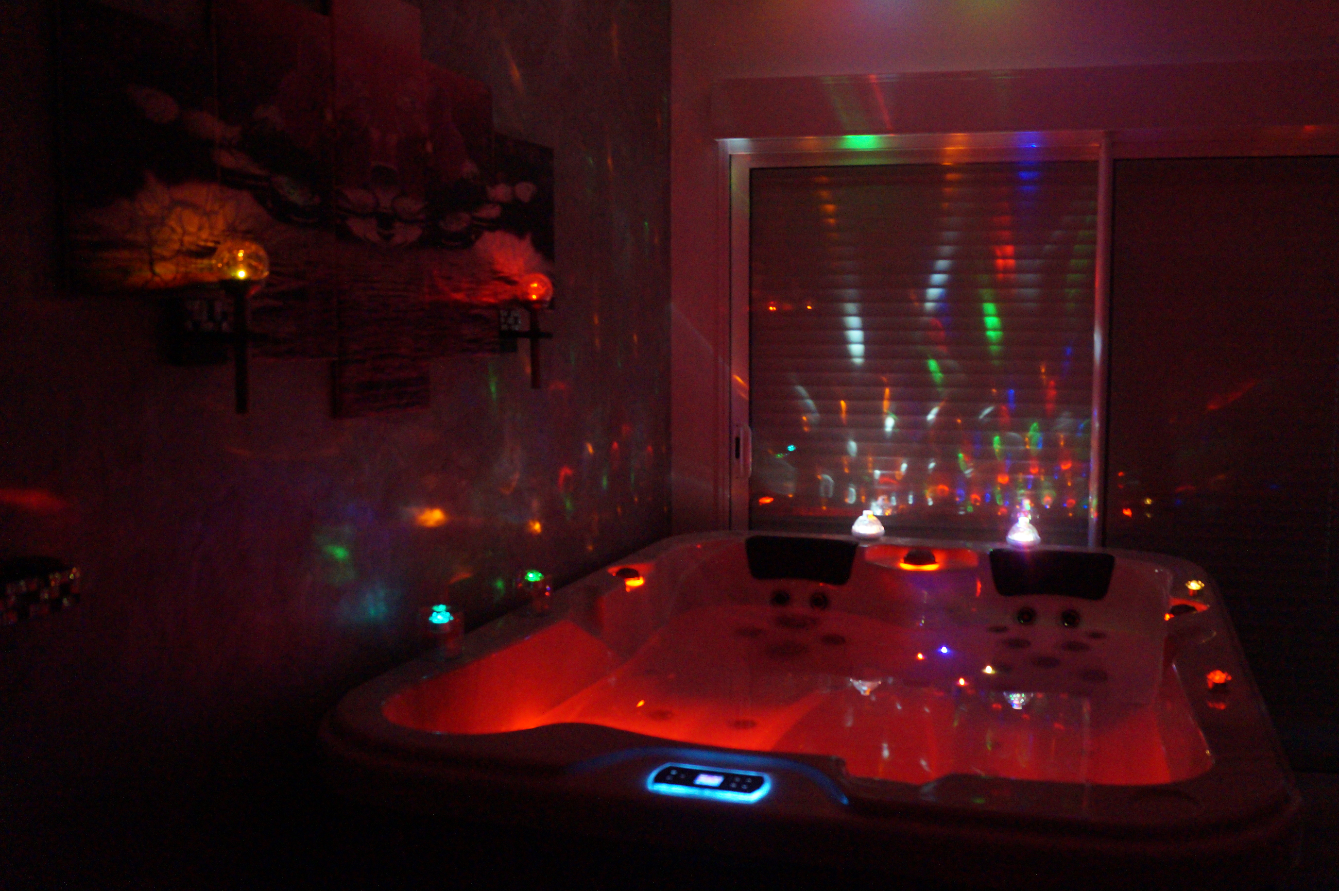Spa decor orange rouge
