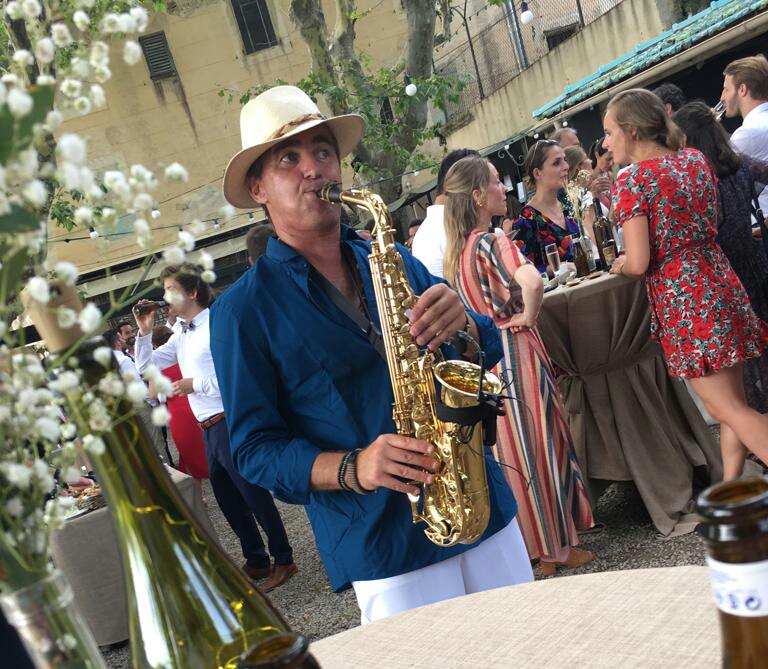 saxophoniste, saxophonist player, singer, jazz singer, sax & singer, Singer Crooner, Chanteur, Chanteuse, Trio Jazz, Duo Jazz, Pianiste, Lucky djé, lucky g, luky dgé, entertainer, entertainment, événementielle, événement, Soirées Privées, Anniversaires, Baptêmes, Mariage, Départ en retraite, Inauguration, Soirée Communication, Club Business, Polo Club, Jumping, Exposition, Foires, Salon, Festivals, Festival international du Film, Festival international du Yachting, Hôtels de luxe, Luxury Events, Wediing, Luxury, Campings, Clubs de Vacances, Musique Déambulatoire, Déambulation Musicale,  French Riviera, Côte d'Azur, Provence Alpes Côte d'Azur, Monaco, Nice, Cannes, Saint-Tropez, Toulon, Marseille, Bandol, Sanary Sur Mer, Cassis, La Ciotat, Le Castelet, Draguignan, Verdon, Cotignac, Saint Maximin la Sainte Baume, Aubagne, Aix en Provence, Salon de Provence, Arles, Marignane, Montpellier, Nîmes, Avignon, Orange, Manosque, Sisteron, Pertuis, Digne les Bains