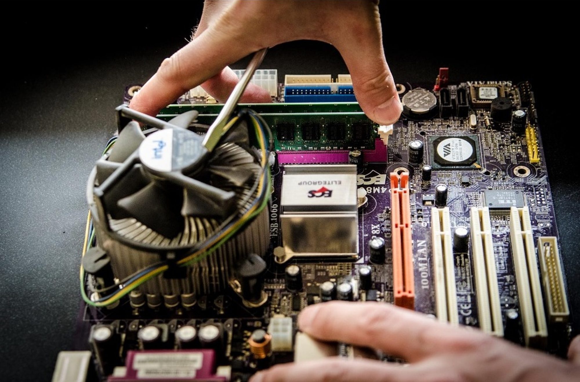 Cropped service informatique quebec
