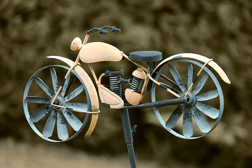 Motorcycle me tal