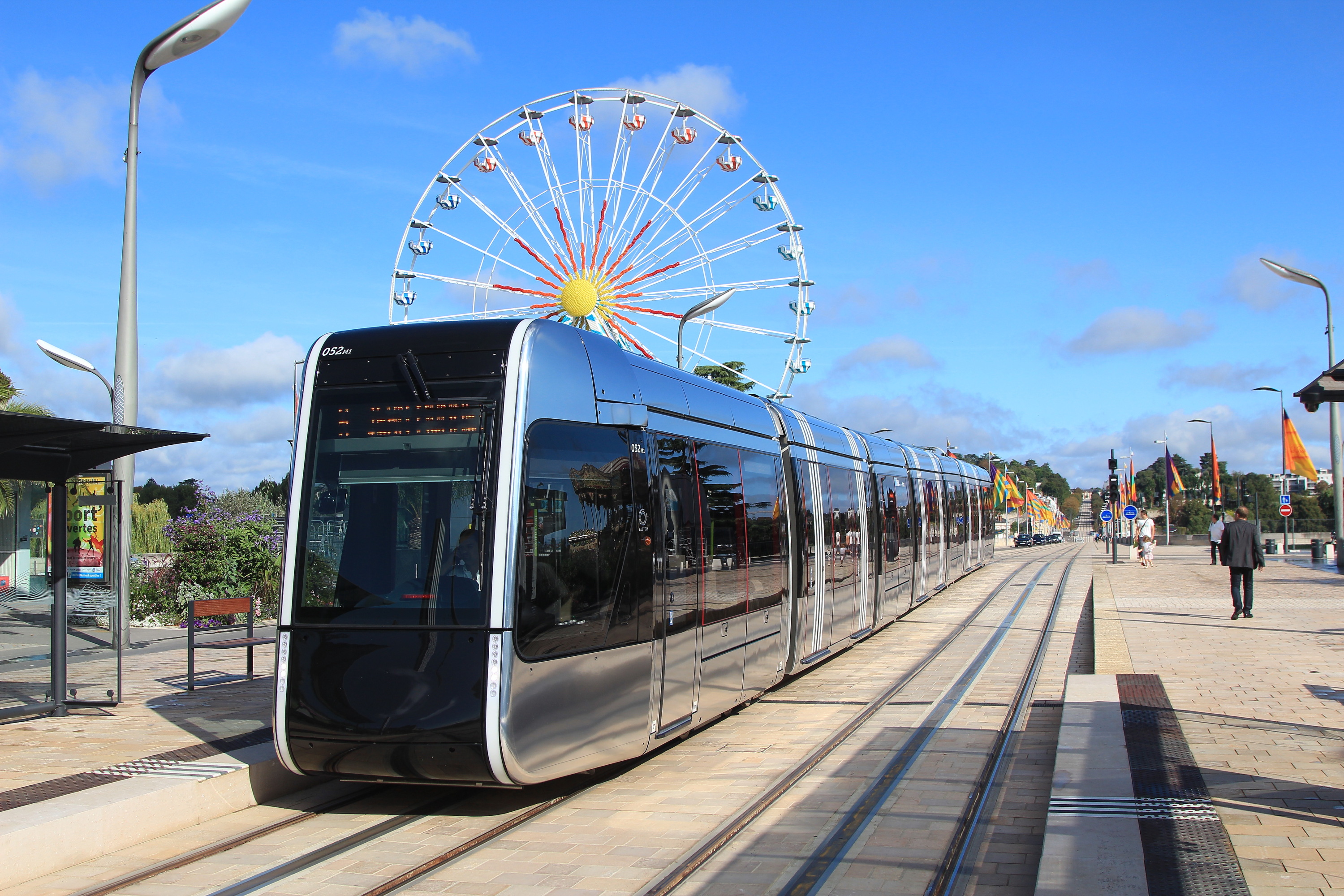 Citadis n 52 Anatole France tram Tours par Cramos