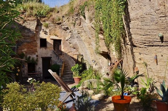 Chambre d hotes troglodytes touraine galleriechambre d hote en troglodyte a doue la fontaine of chambre d hotes troglodytes touraine