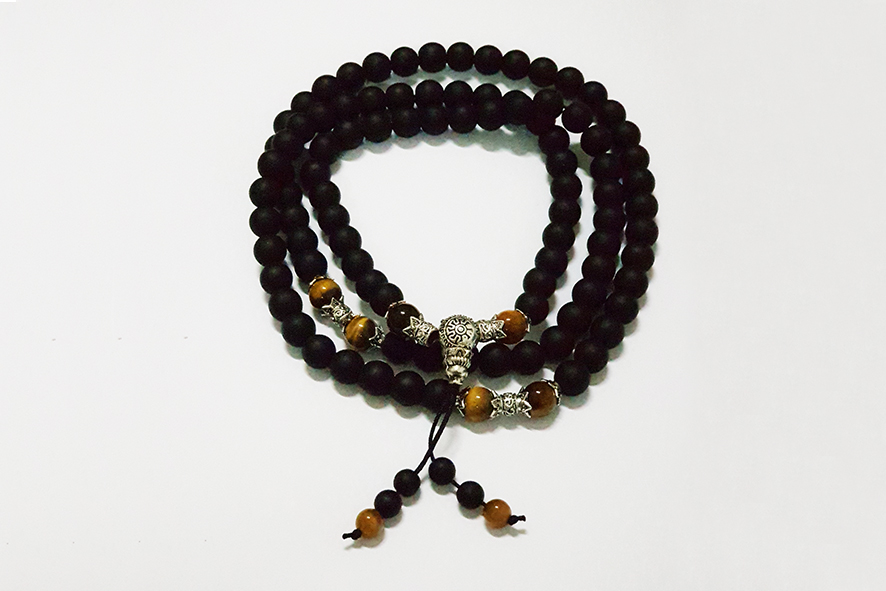 Oriental bracelet