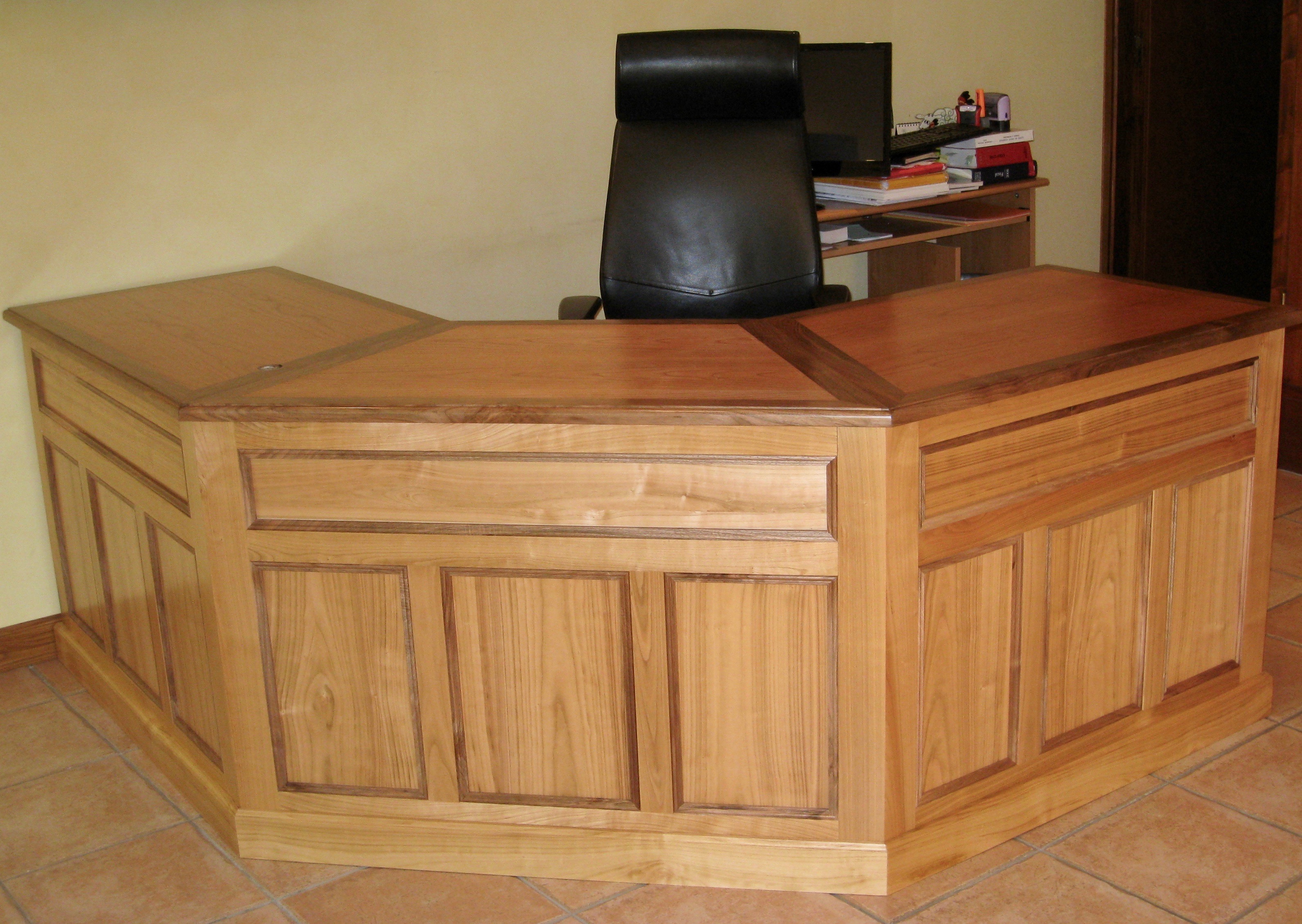 Bureau jaure 011