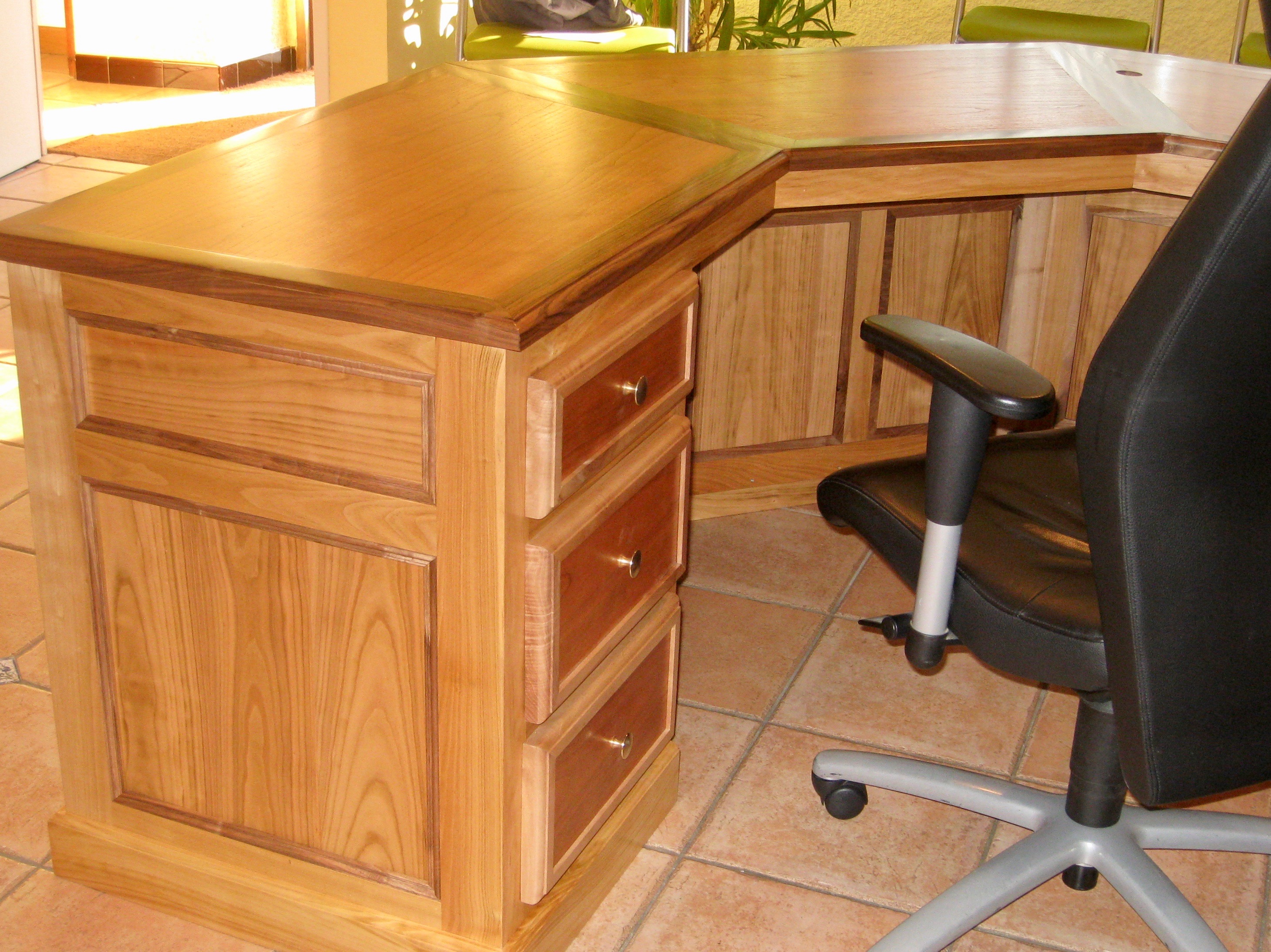 Bureau jaure 012