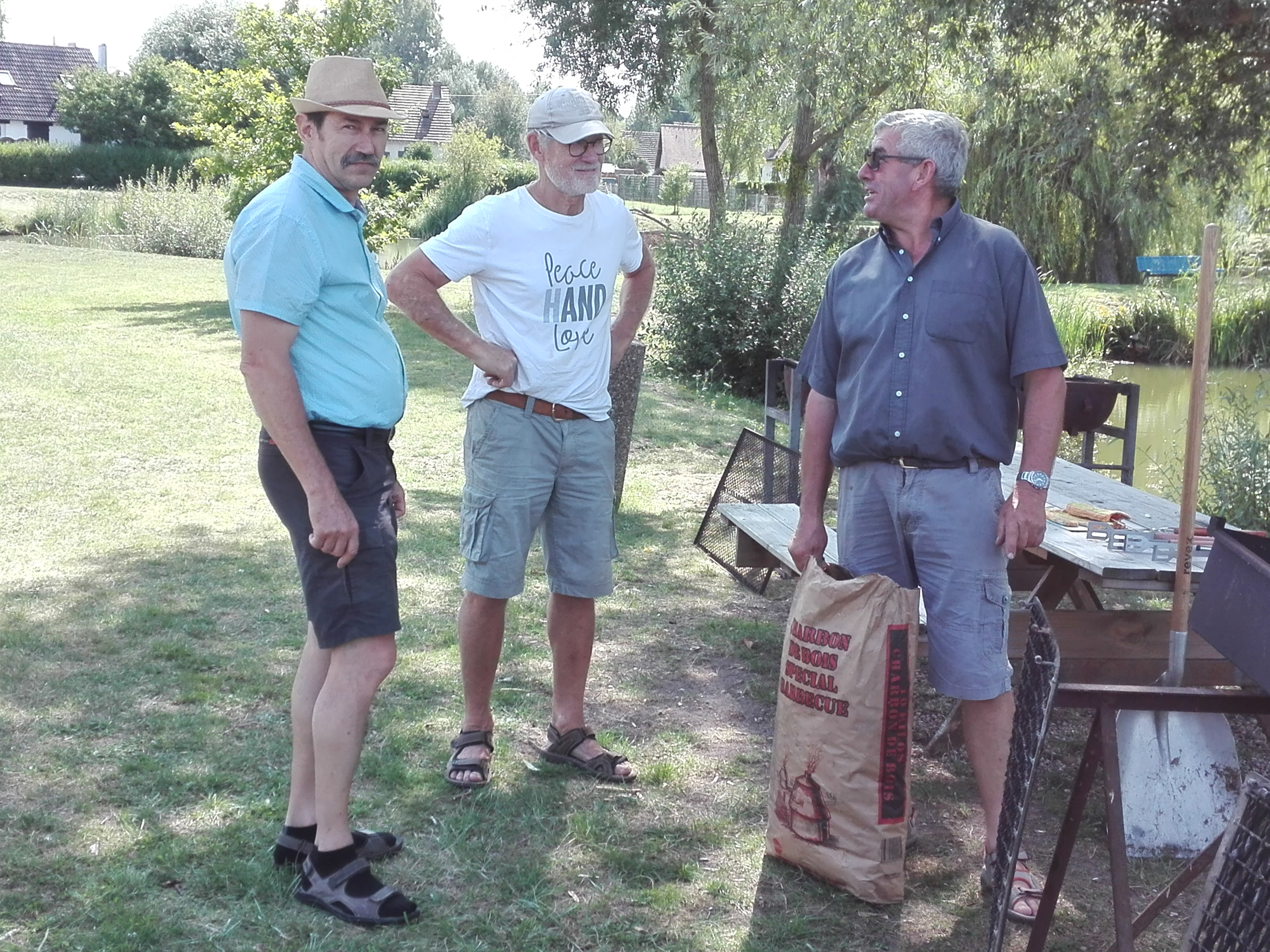 Bbq menilles 23 aout 2019 preparation