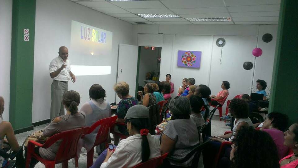 18157336 10155090350230856 2754784061679880 n