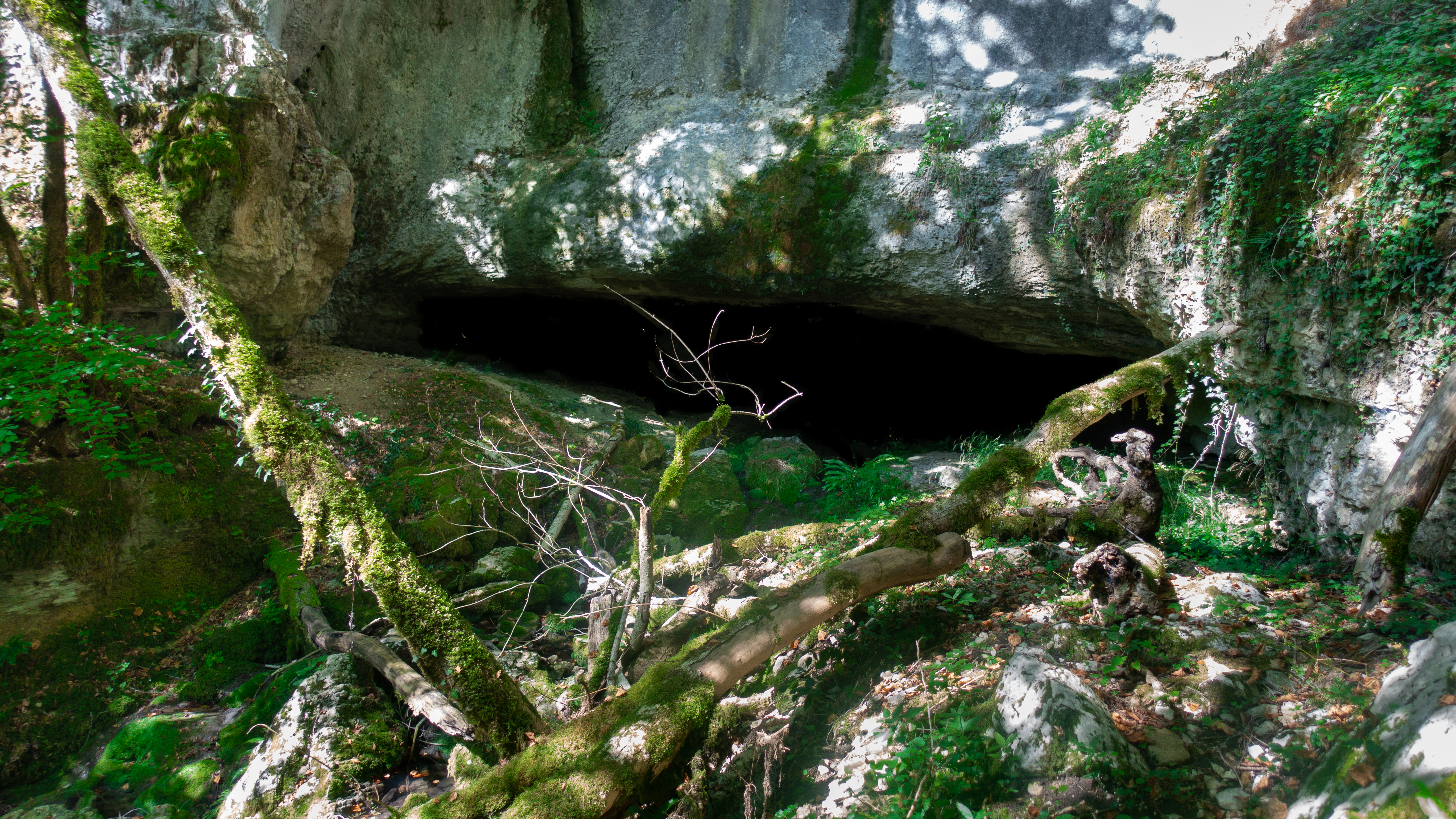 2019 08 25 grotte moulin des isles 01