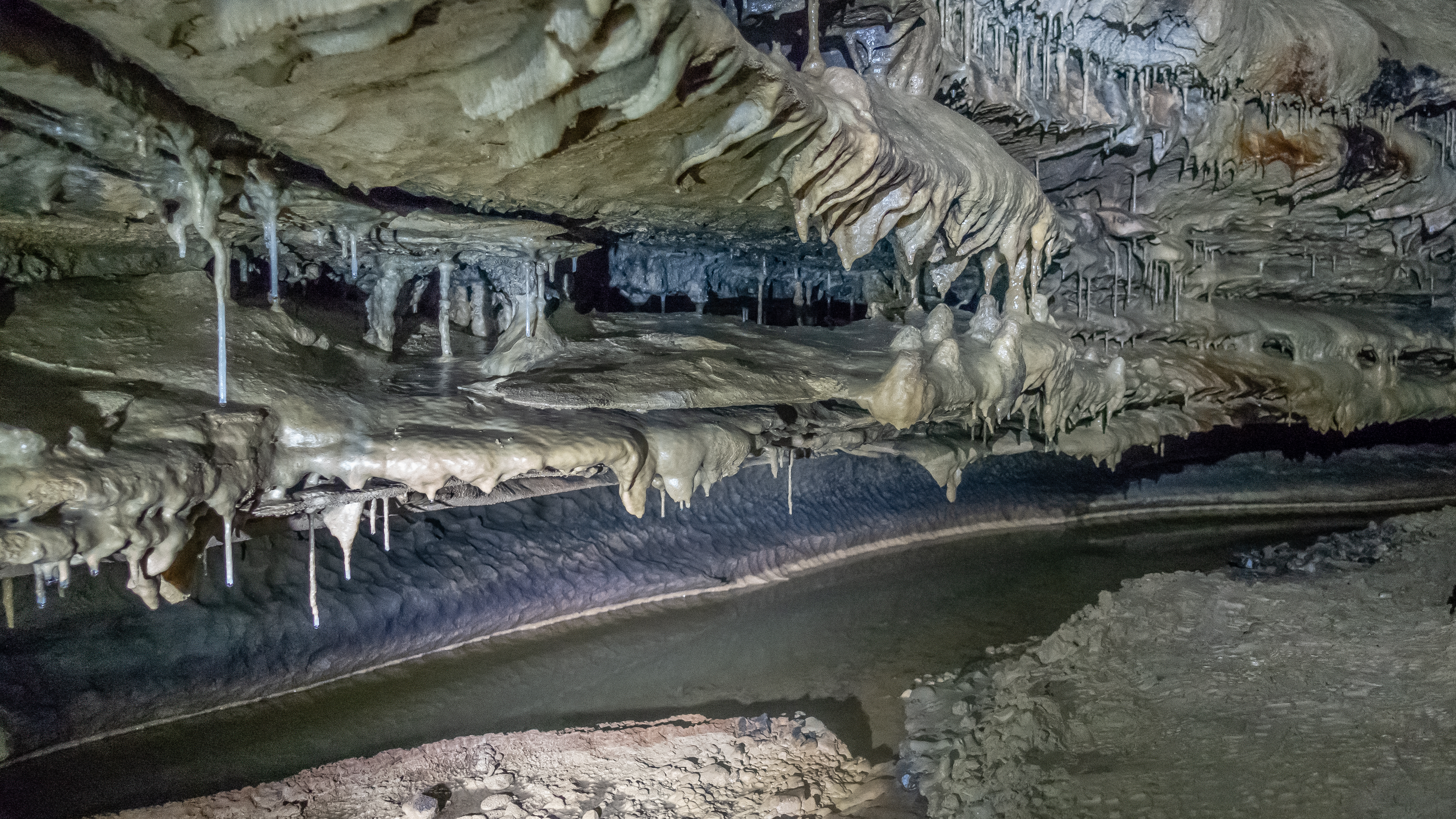 2019 08 25 grotte moulin des isles 38