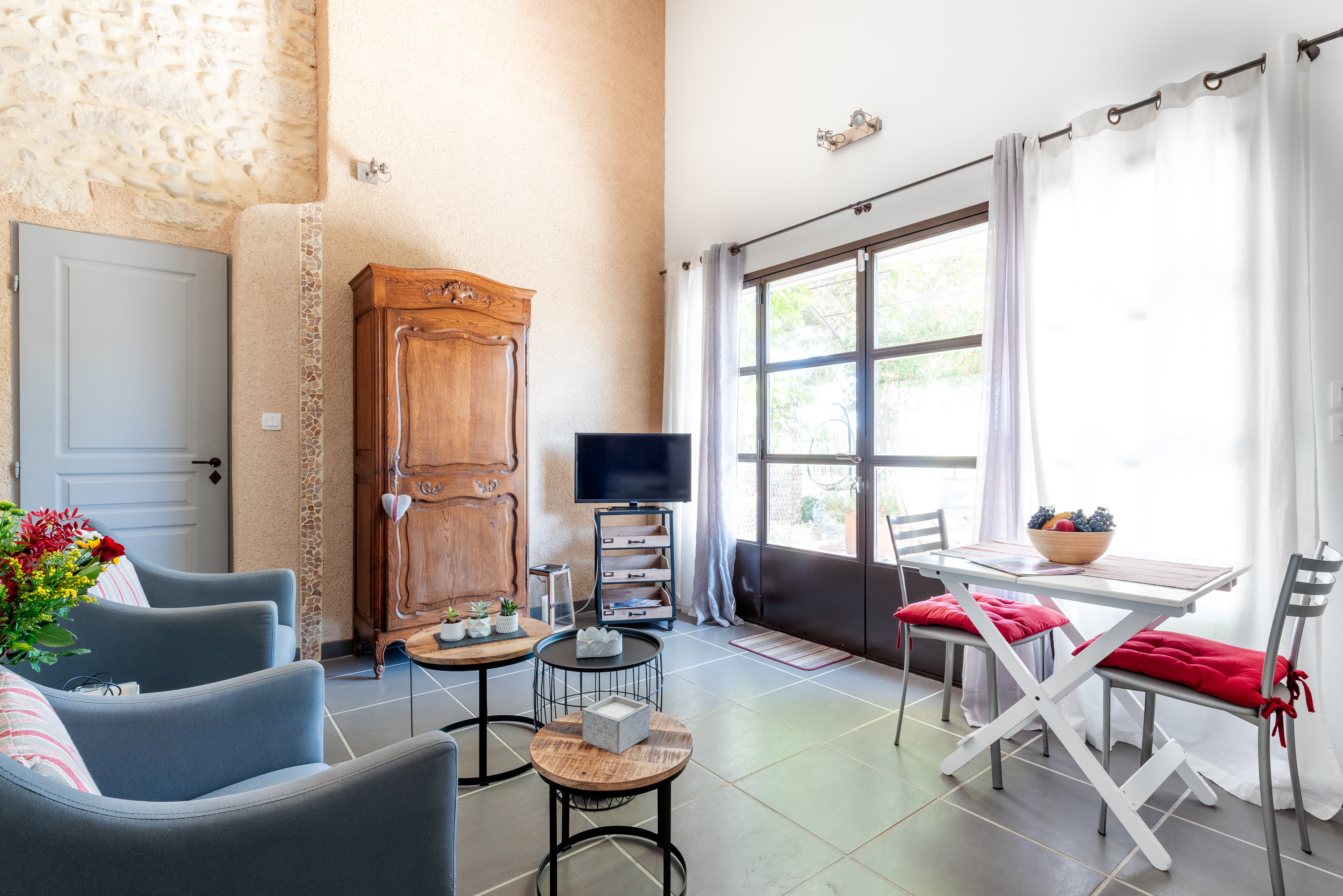Domainedetini 3