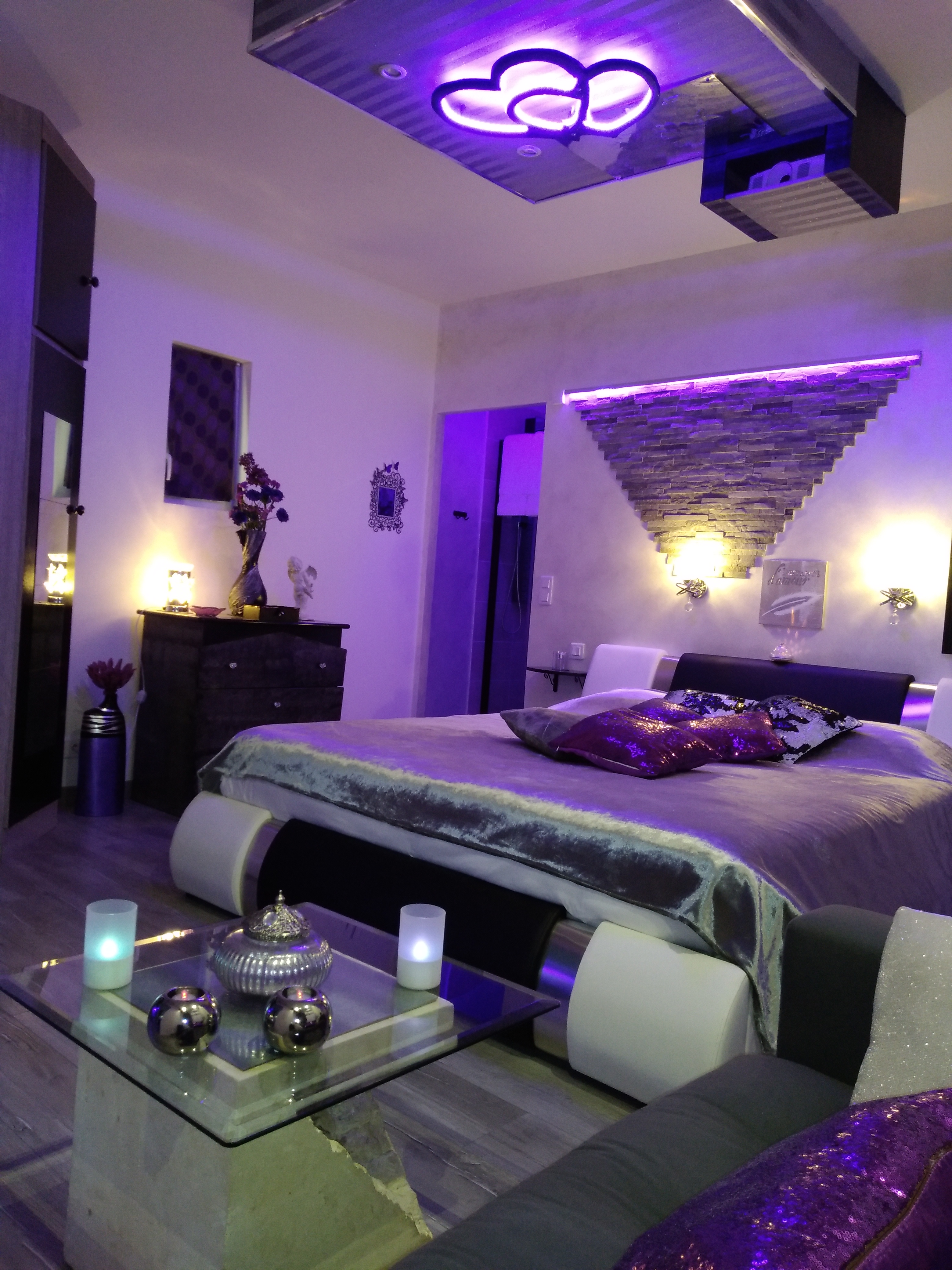 Lit tableet coeur romantique