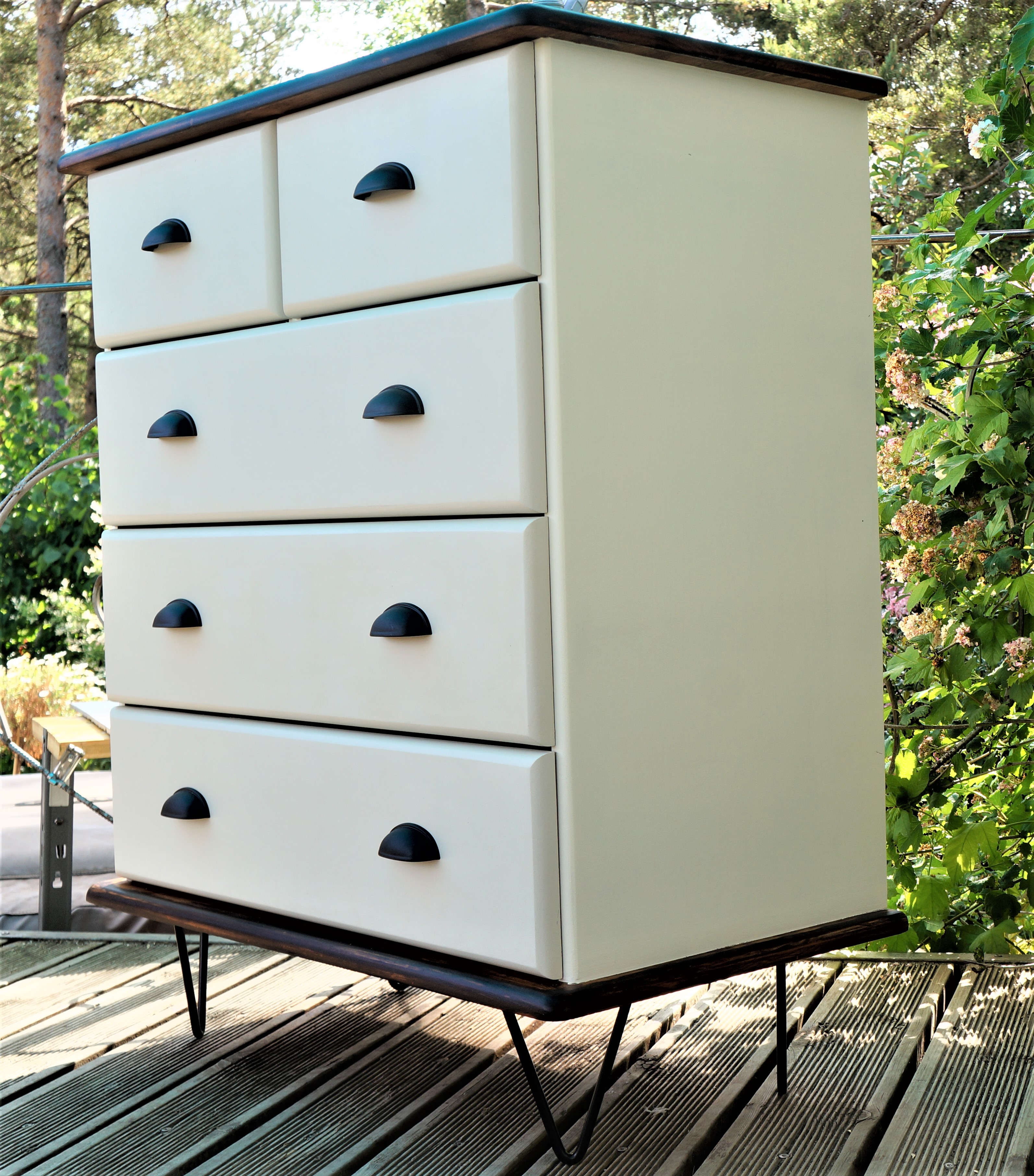 Commode 2
