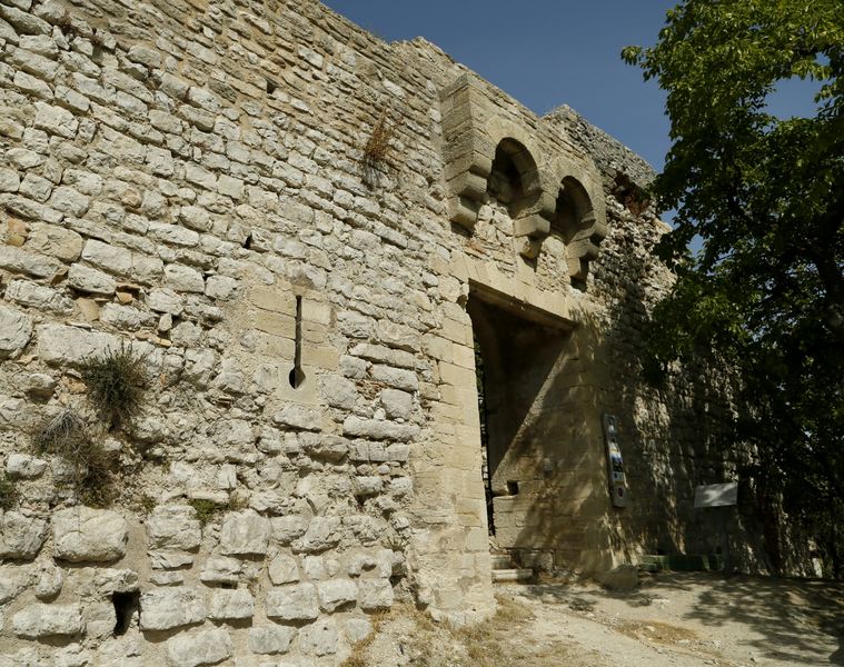 Entrechaux 7 