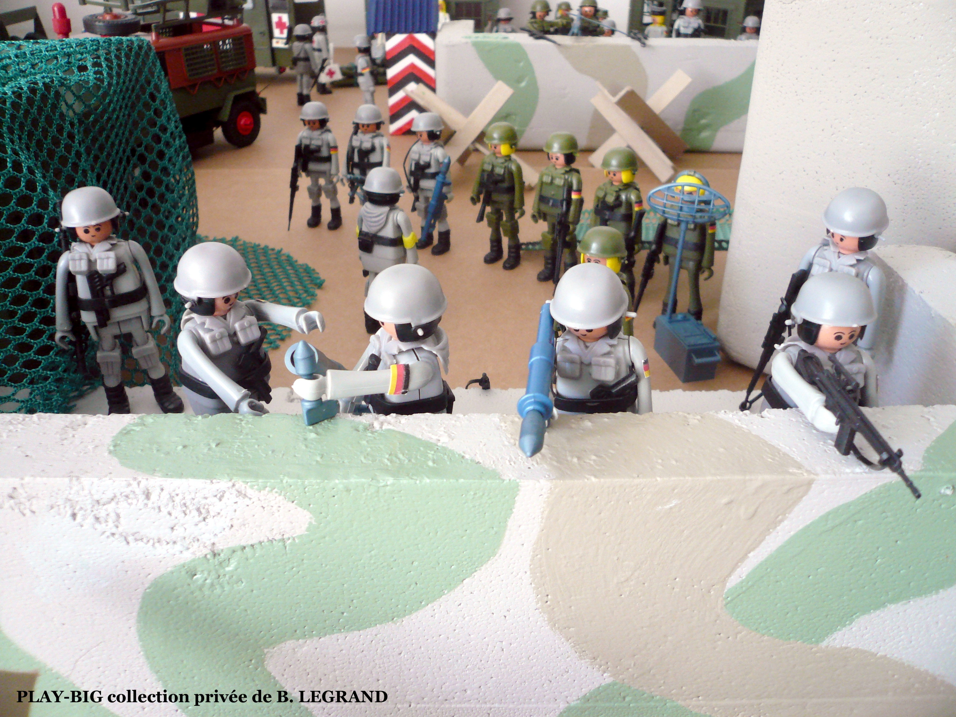 Les militaires la base militaire 12