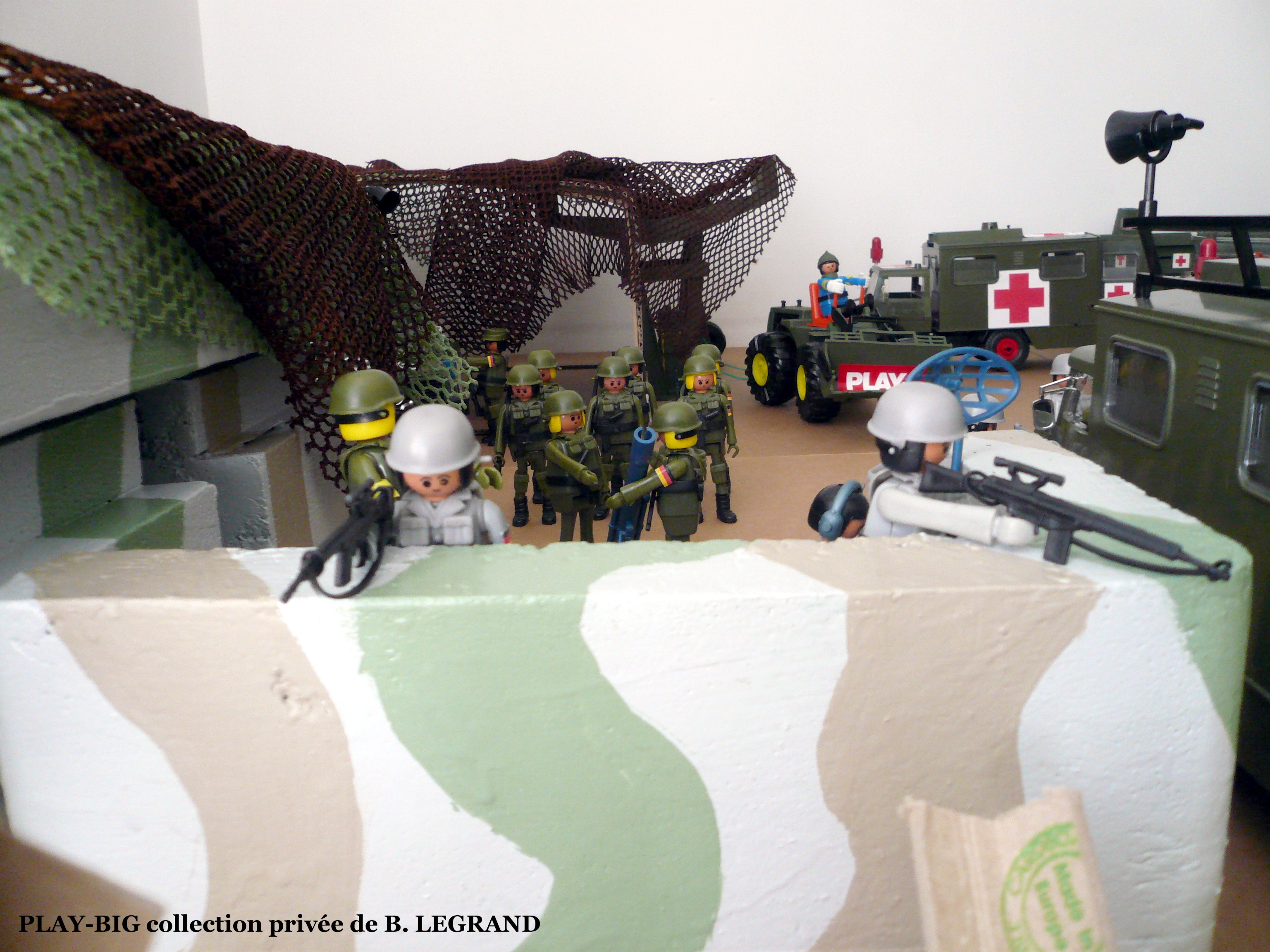Les militaires la base militaire 13
