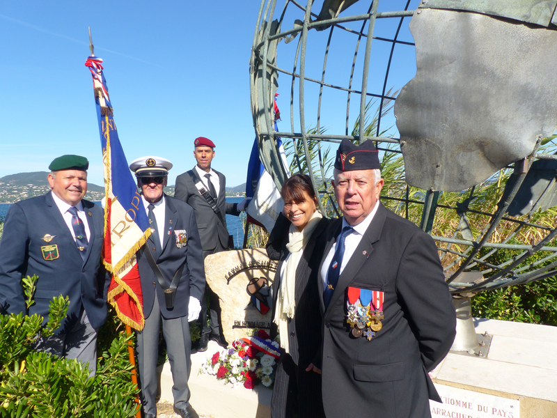 Inauguration d'une stèle en Mémoire des Harkis