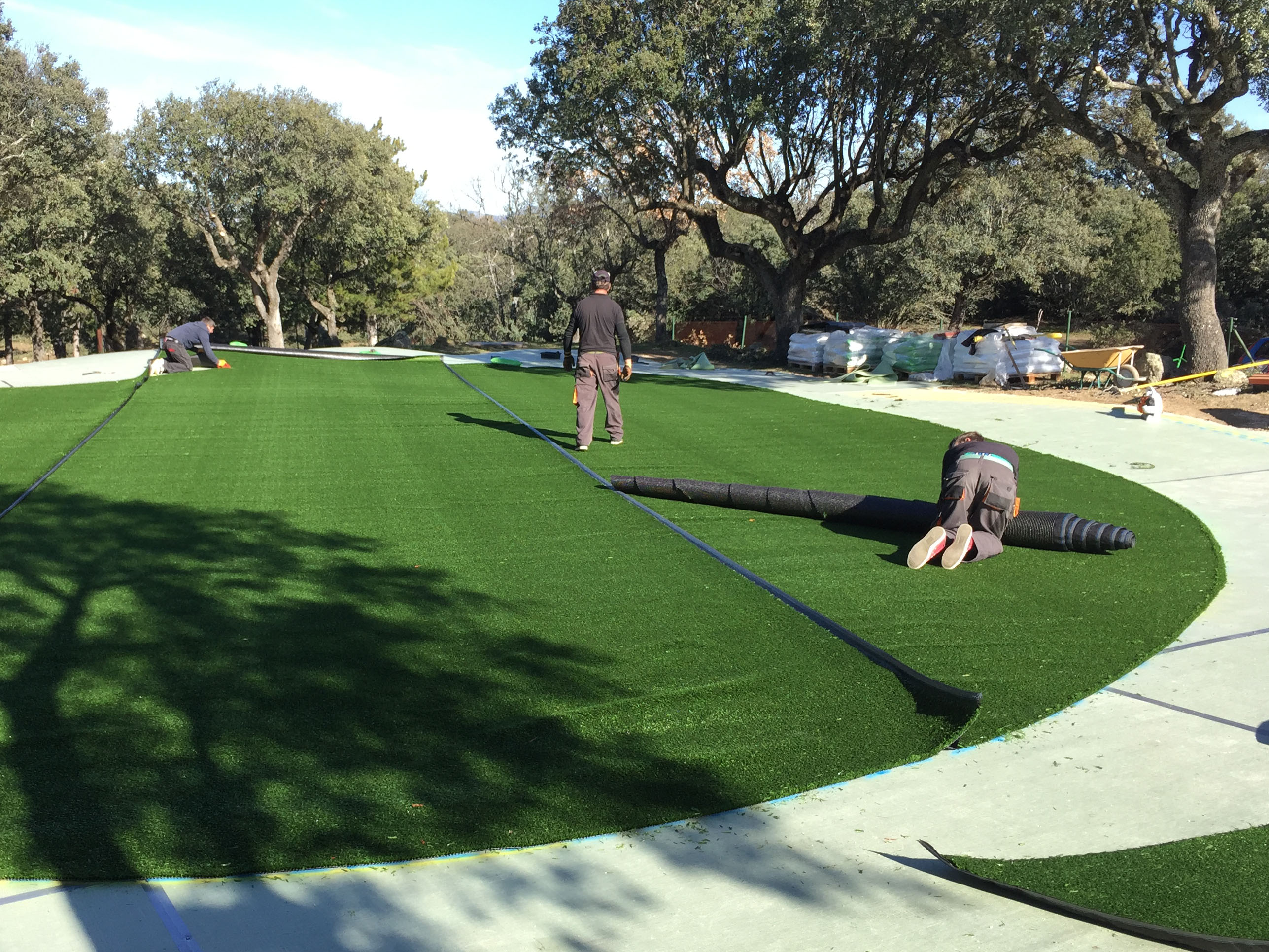 Green synthétique: Pose du gazon de green
The Golf Company