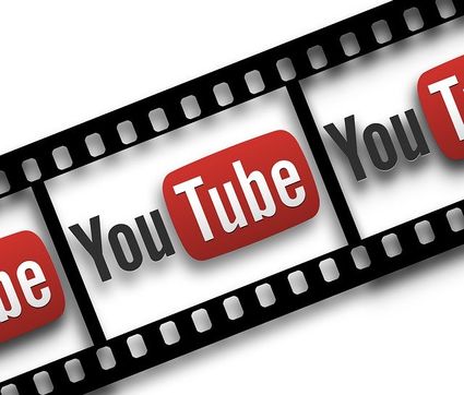 logo youtube sur bande de film