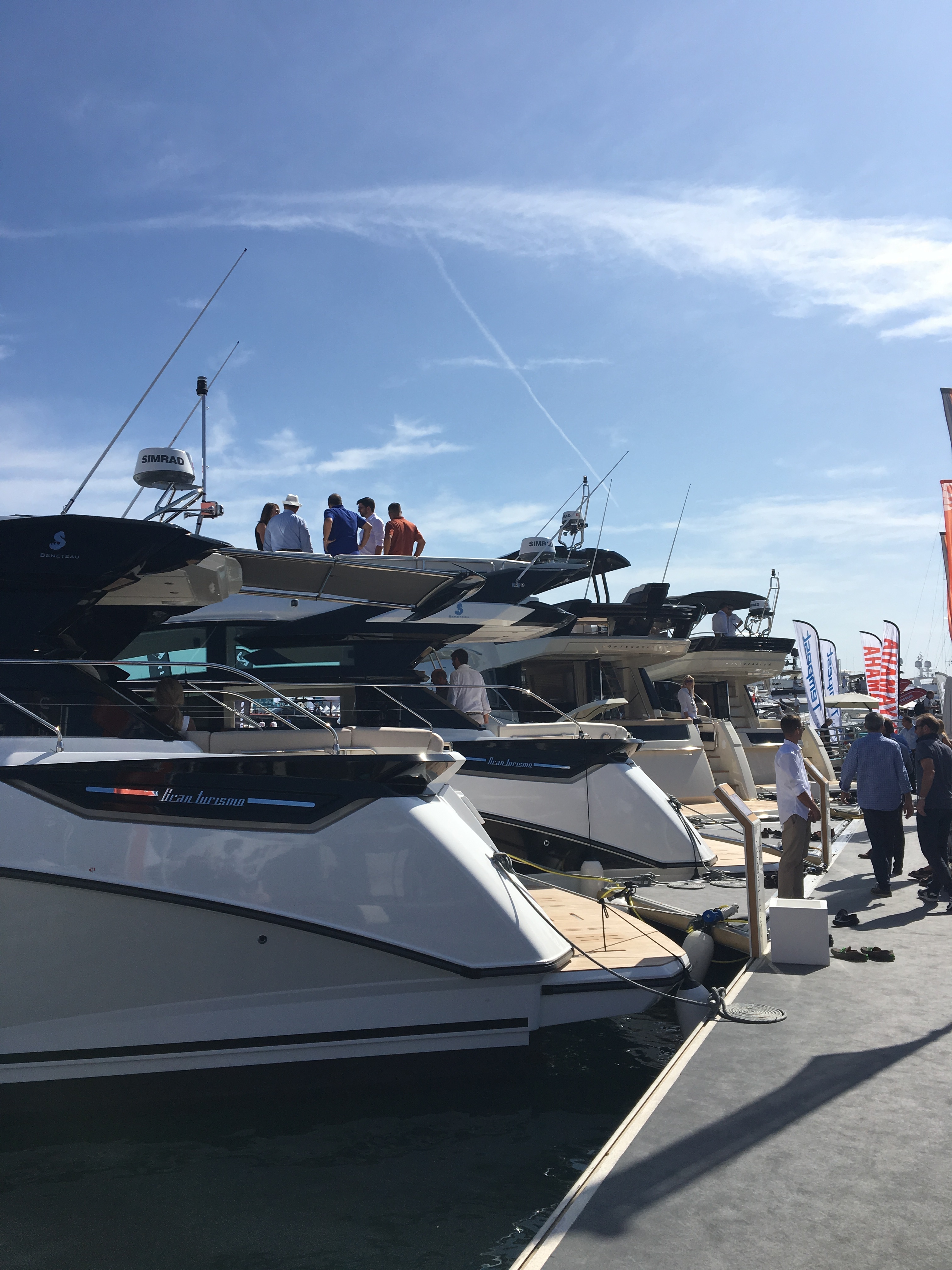 Seesea convoyage salon beneteau cannes