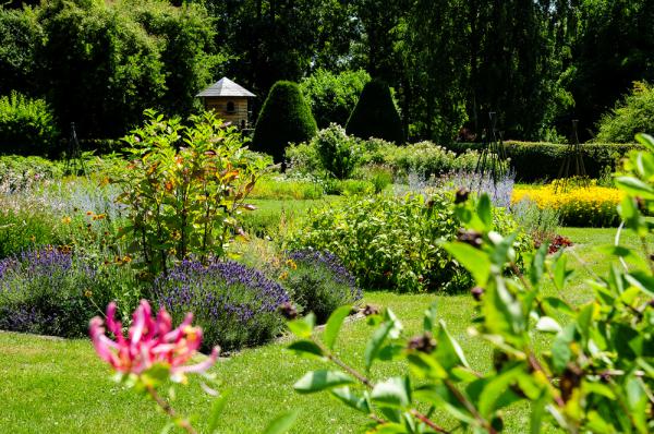 Les jardins de Bosmont reference