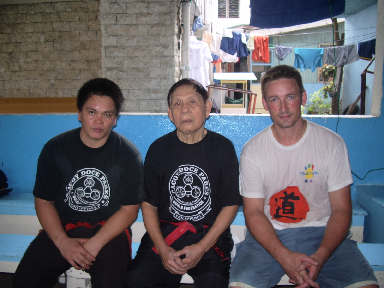 Cacoy canete et son assistant john mac cebu 2008 