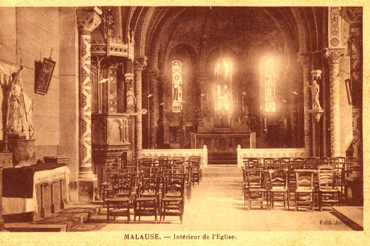 5 Interieur Eglise noir et blanc