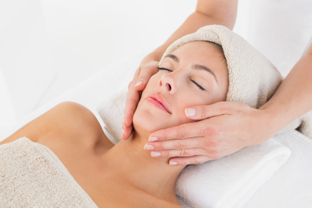 Massage visage 2