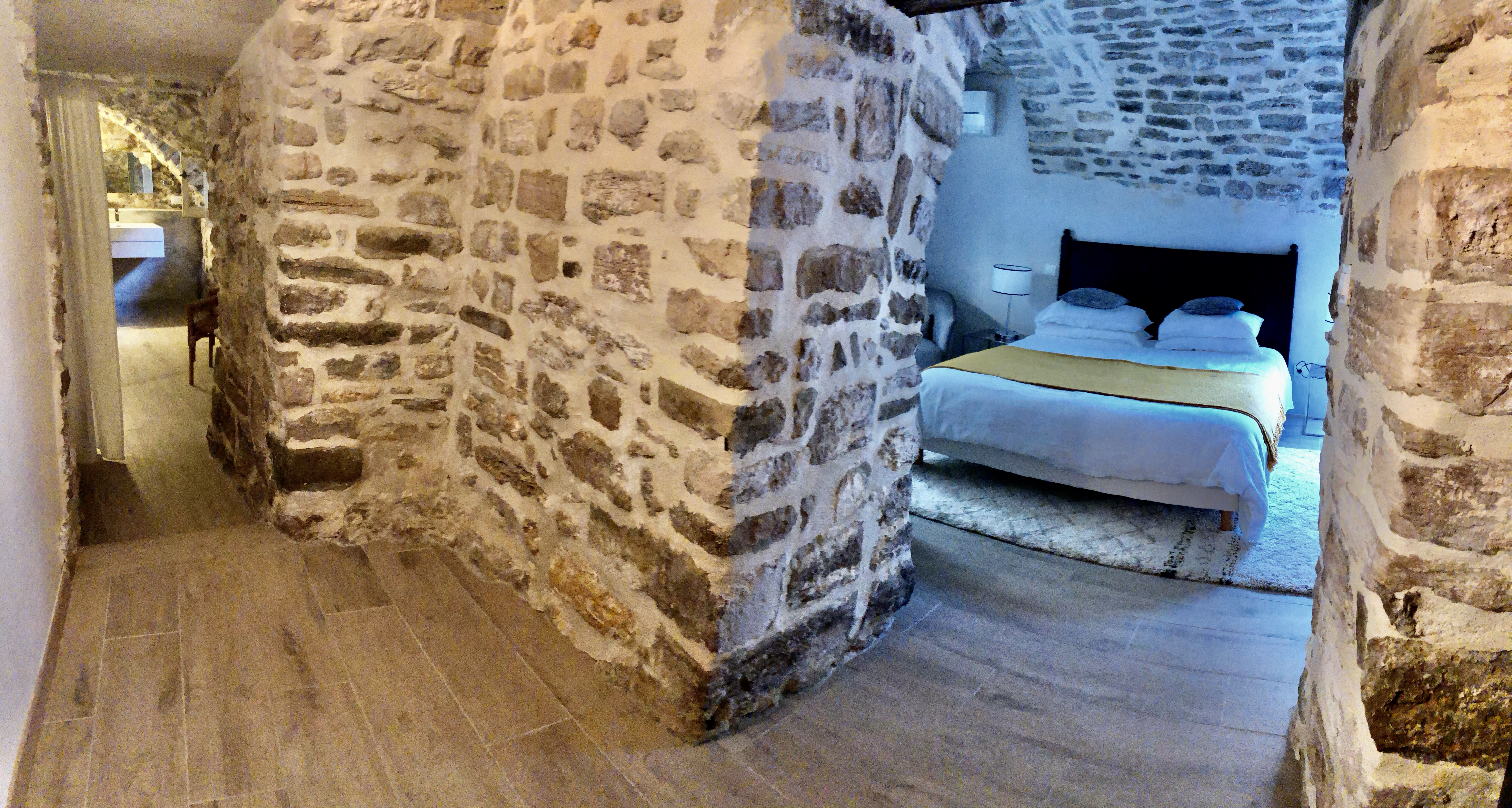 Passage chambre sdb bijou