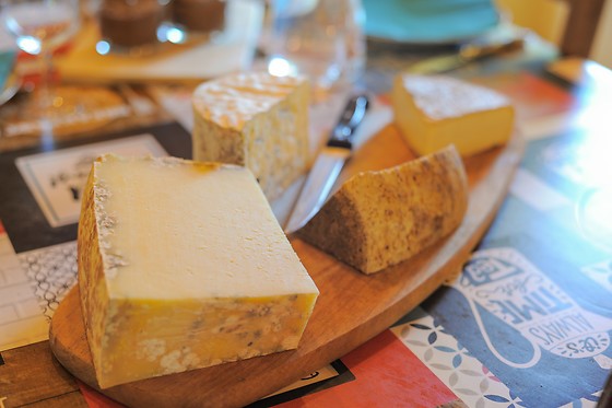 Degustation de fromage aux chambres du saladou