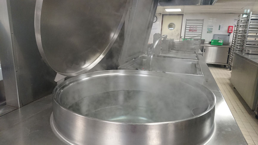 Bain marie fumant