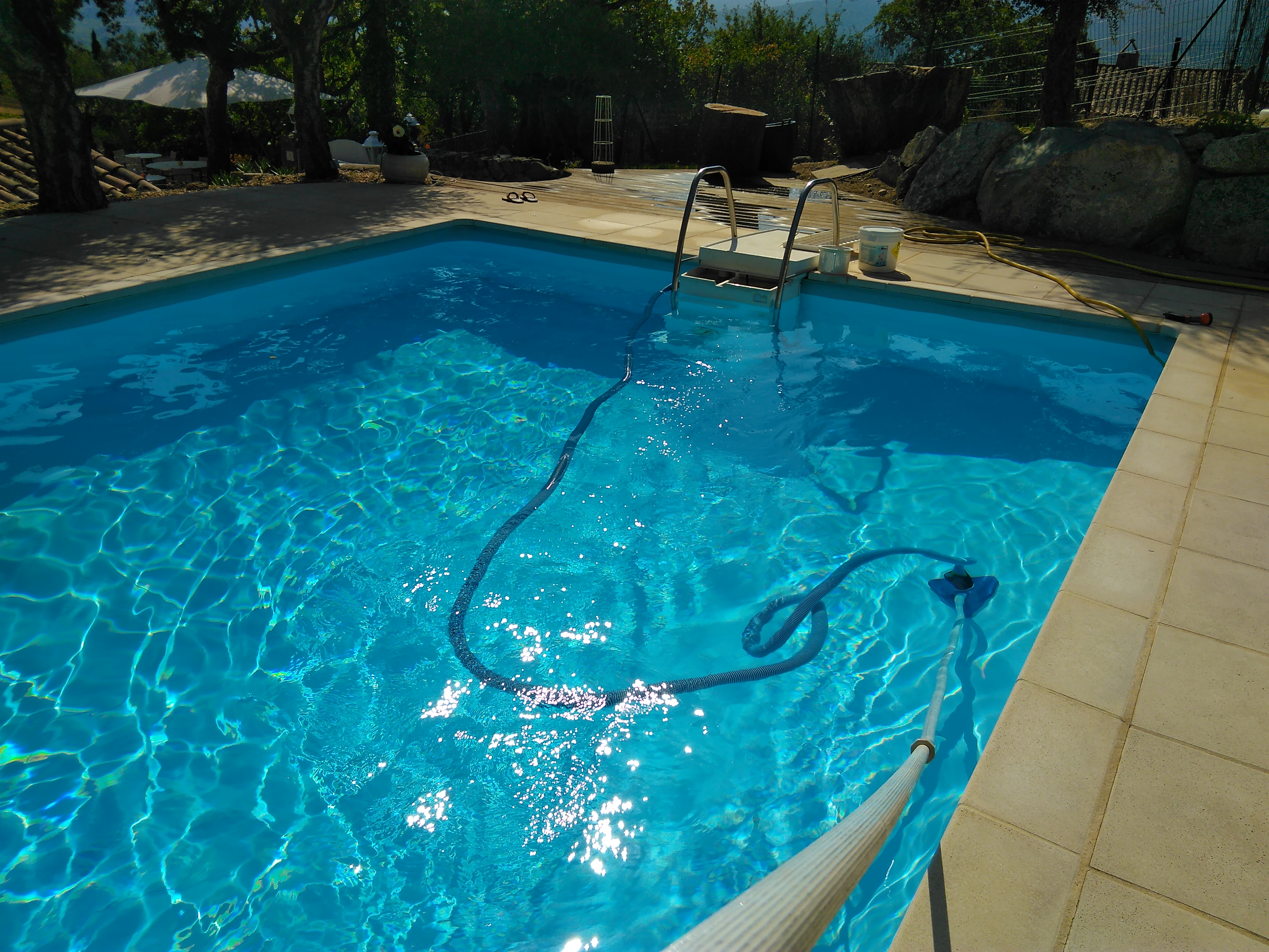 Entretien piscine plan de la tour