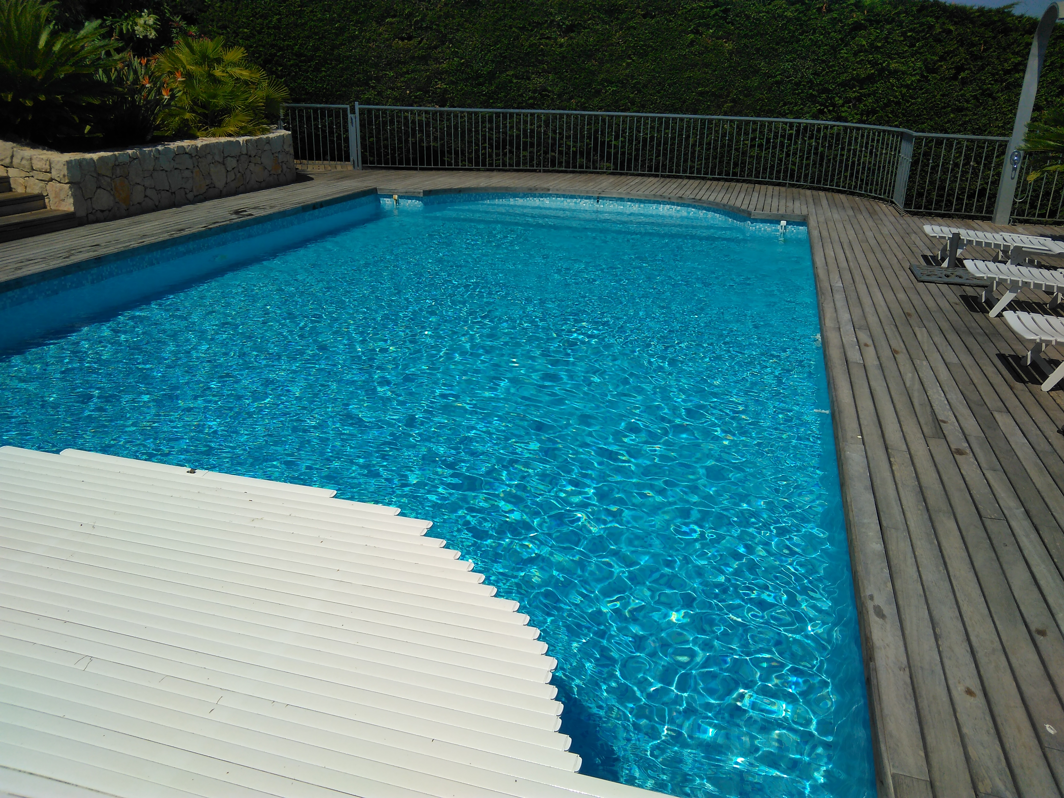 Nettoyage piscine golfe de saint tropez
