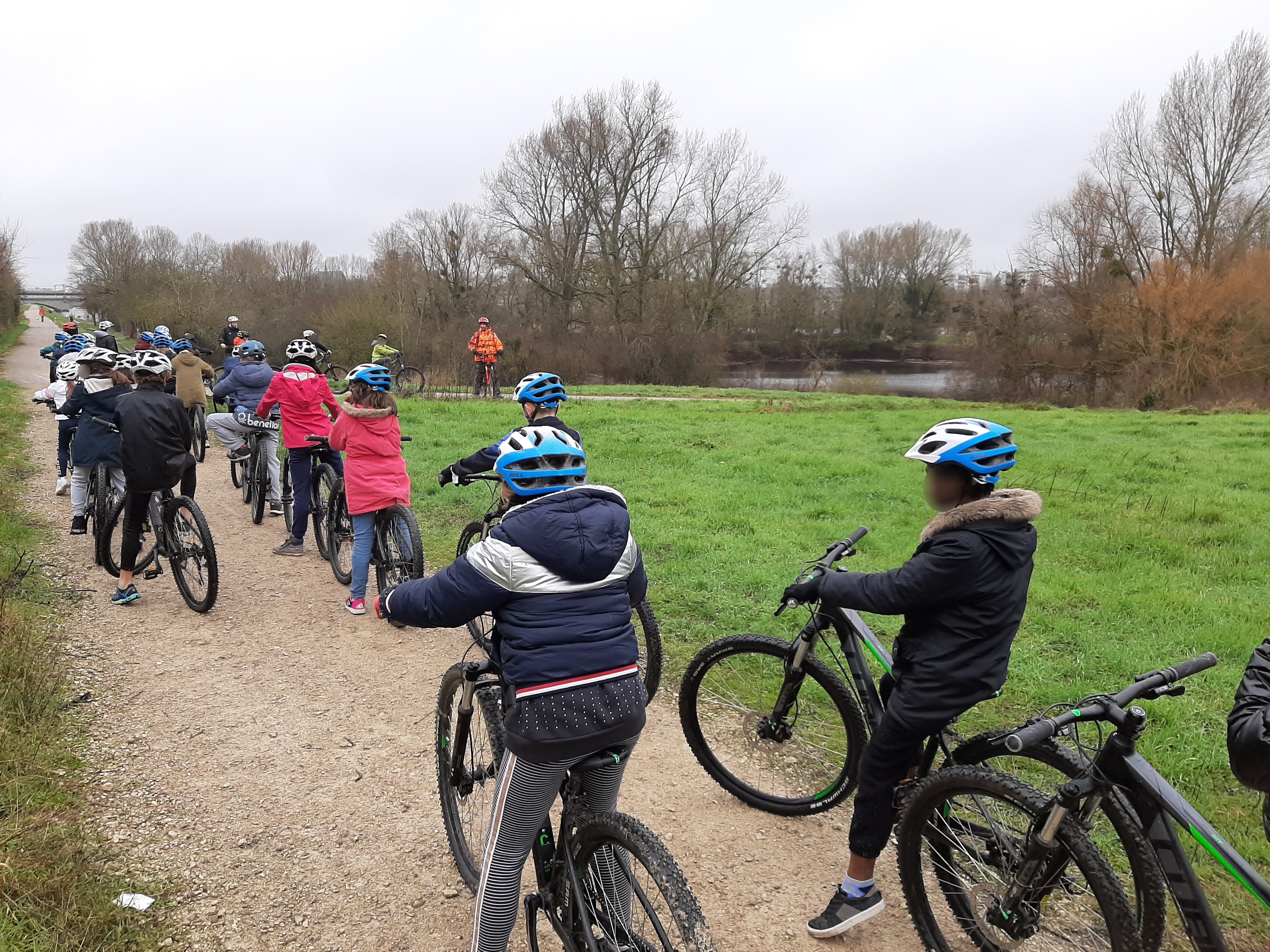 20200130 143024ESSAI