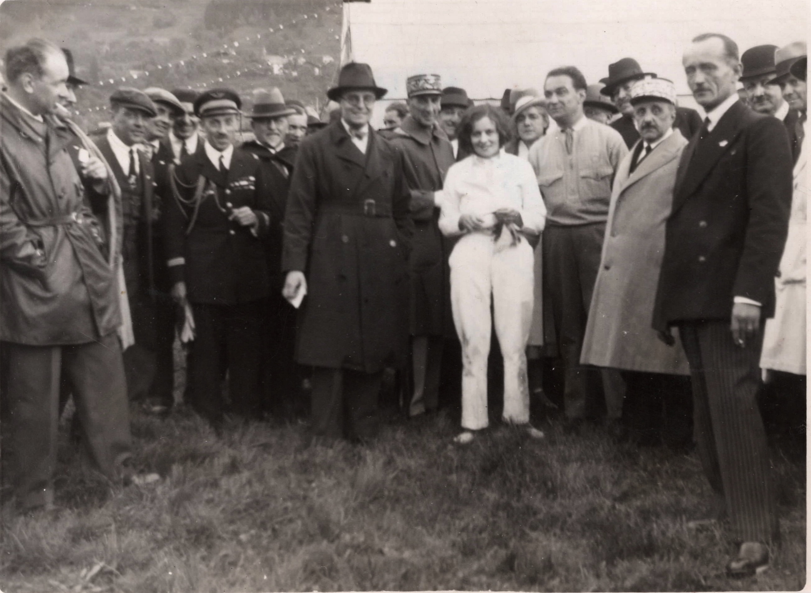 Malou Menetrier juillet 1933 meeting Fayet visite du ministre Pierre Cot