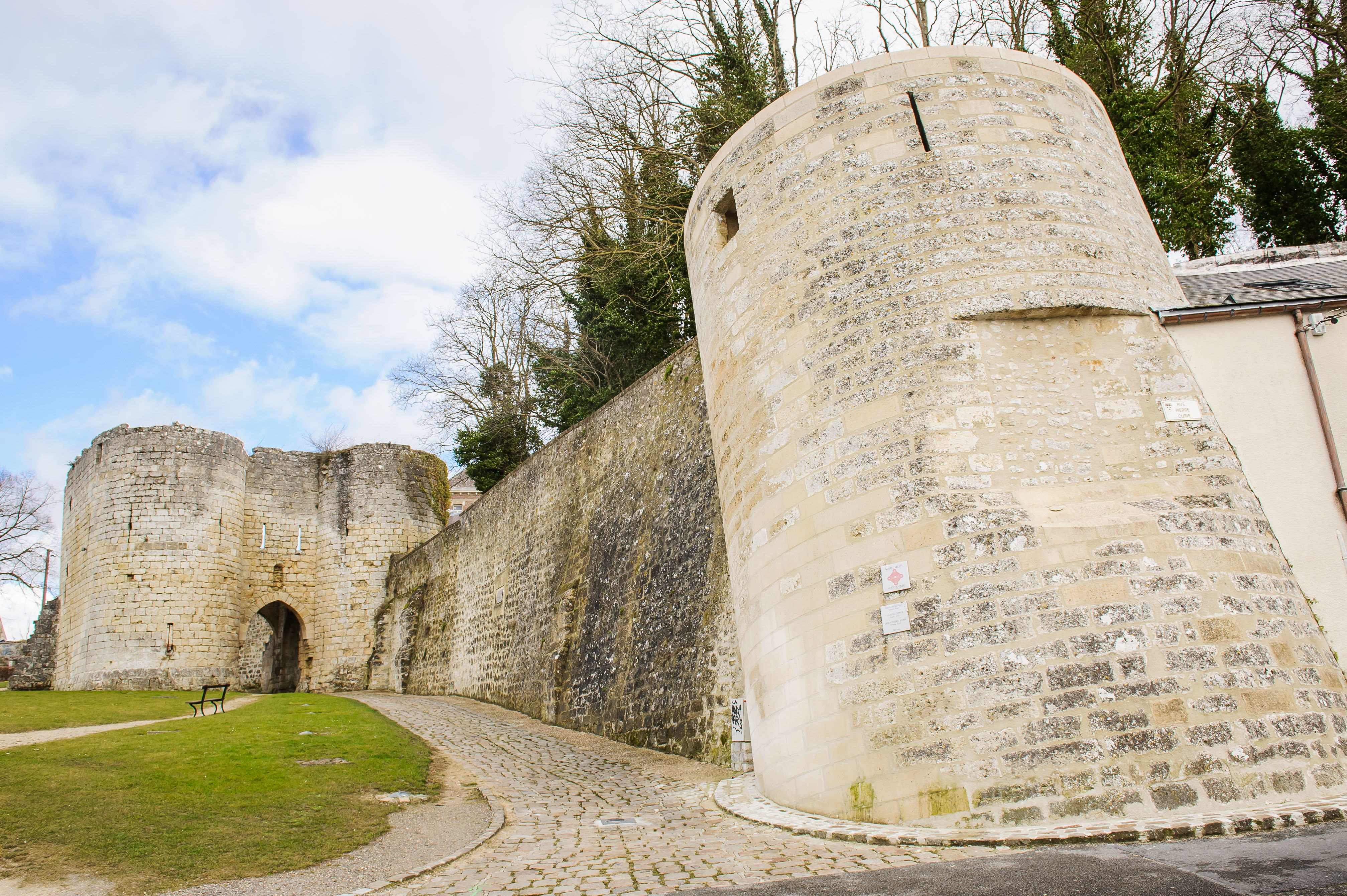 Laon porte soissons colin 12 