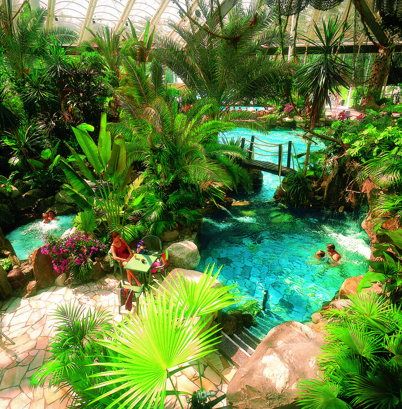 2 serpentine interieure de l aqua mundo droit center parcs