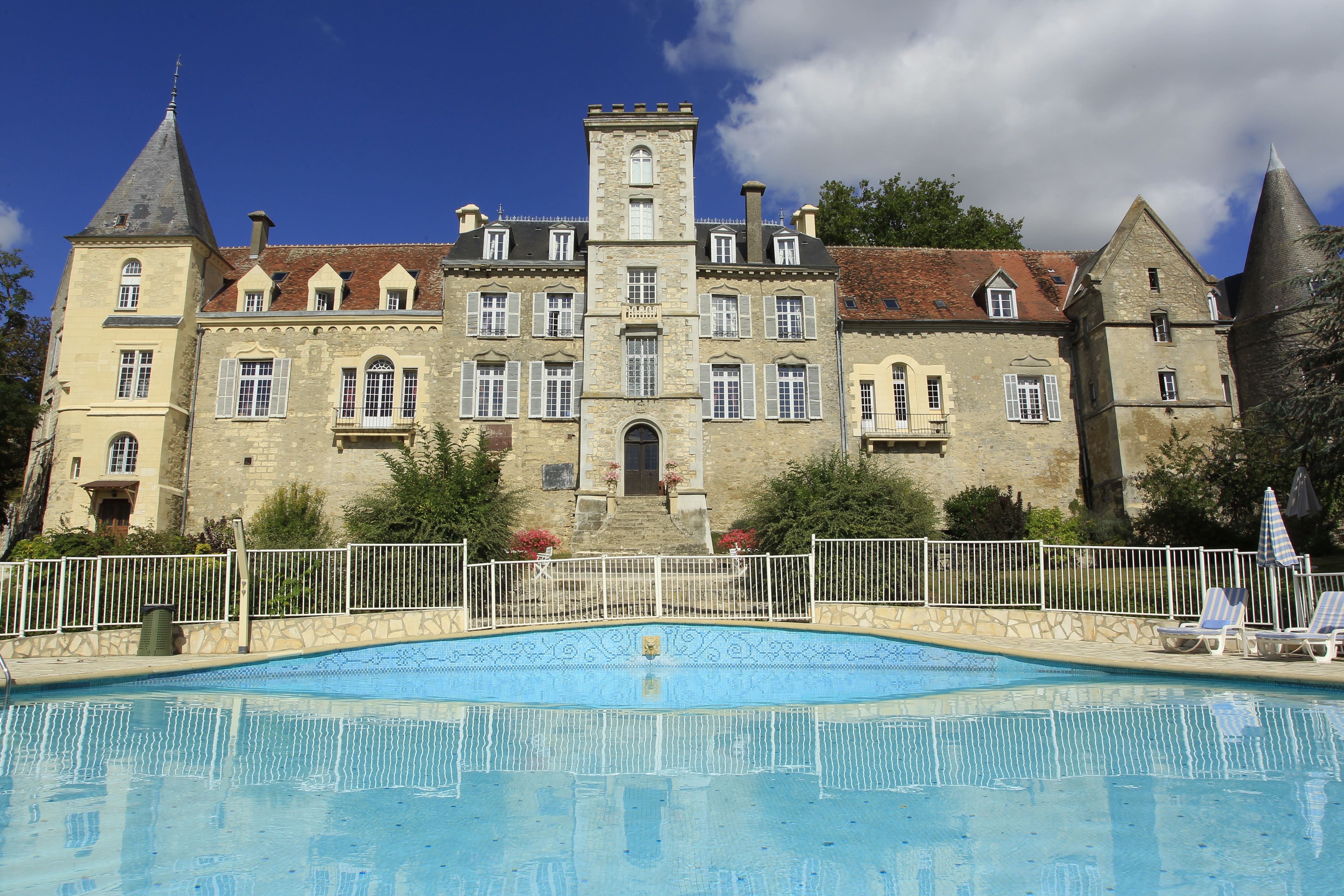 Fere en tardenois chateau hotel min