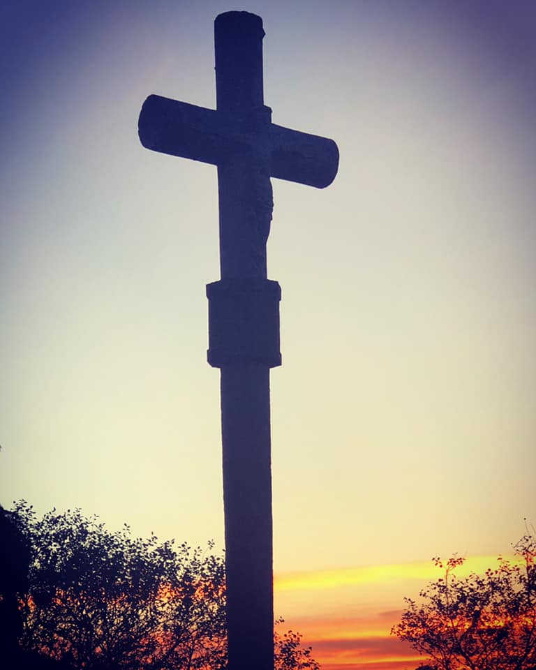 La croix de Rogin 
Photographie Nathalie DEBIZE avril 2019