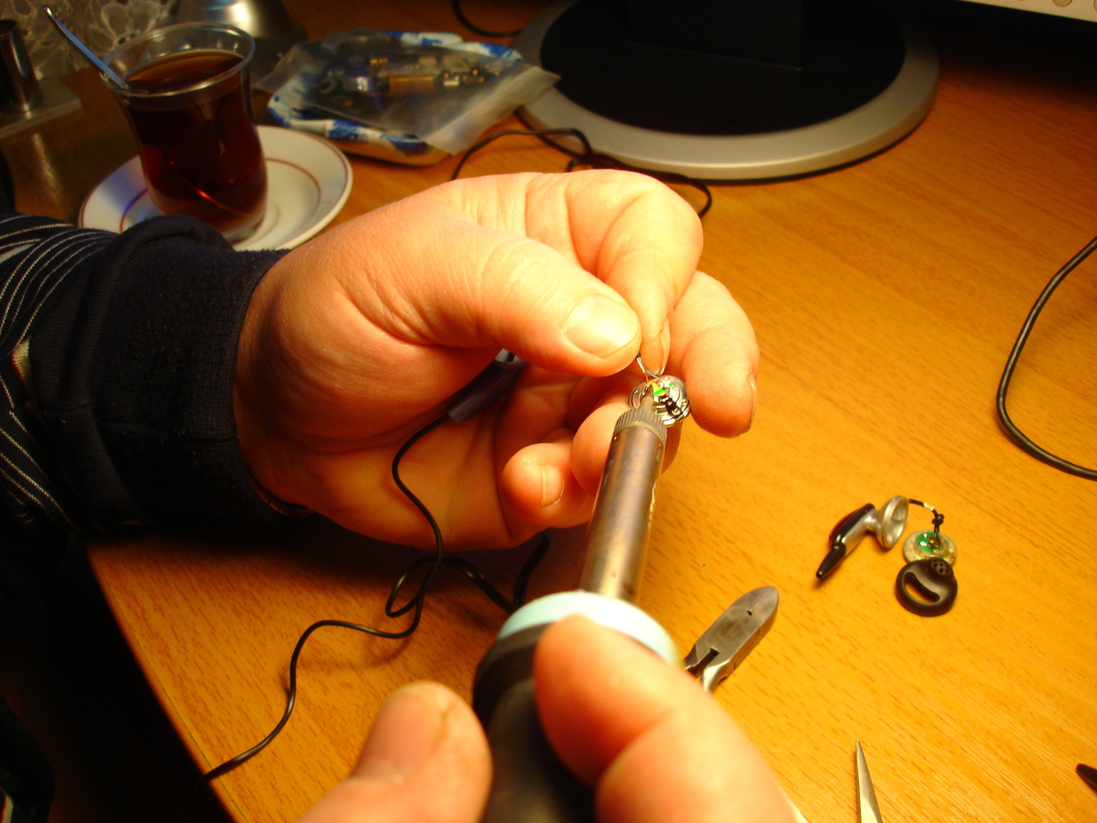 Repairer 1419173 1600x1200