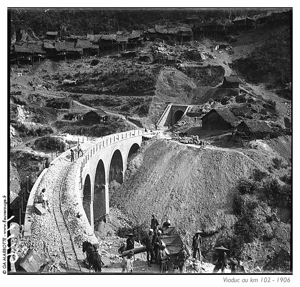 007 yunnan viaduc train 01 3