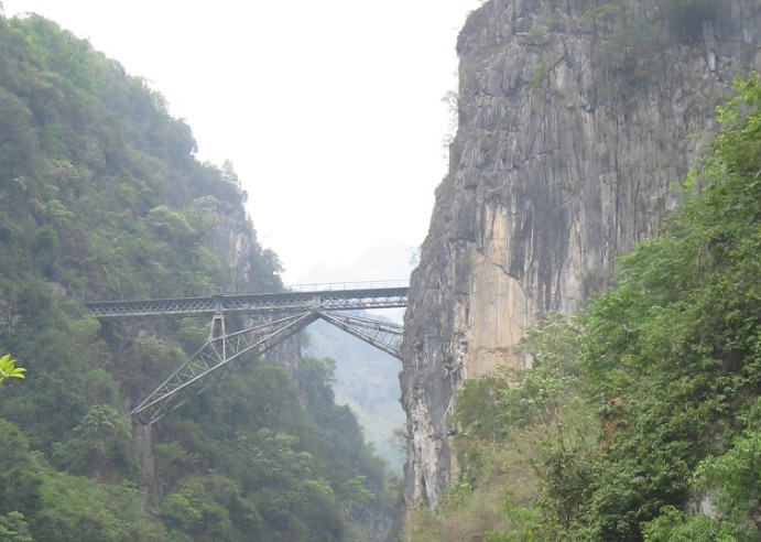 Yunnan vietnam railway2