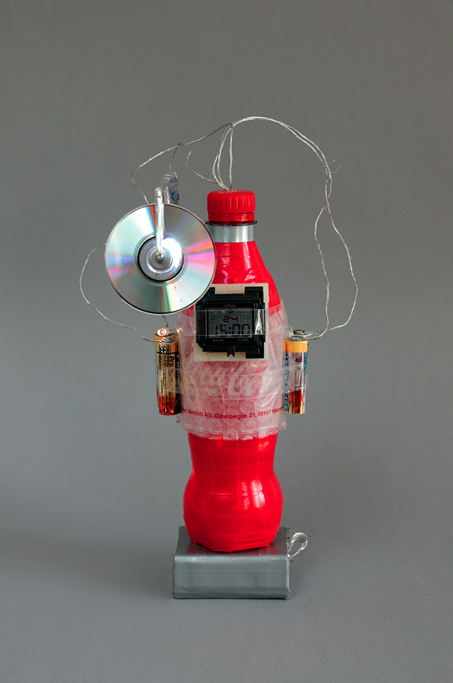 Ulises Urra 02 Untitled 2016 Untitled 29 x 15 x 16 cm mixed media 2016 KLEIN
