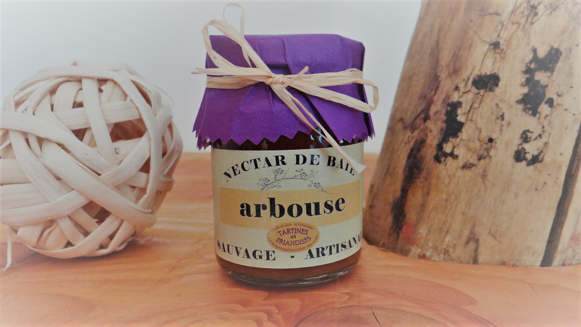 Nectar d'Arbouse - Cueillette, fabrication et mise en pot par Tartines et Friandises