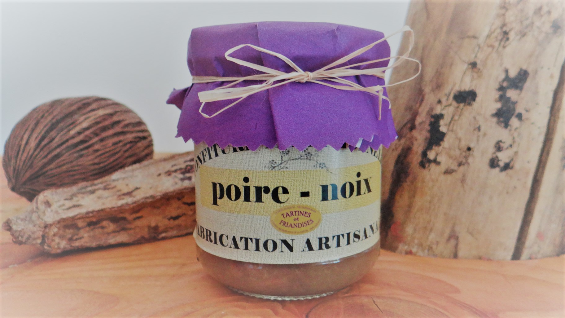 Confiture de Poire Noix - Cueillette, fabrication et mise en pot par Tartines et Friandises