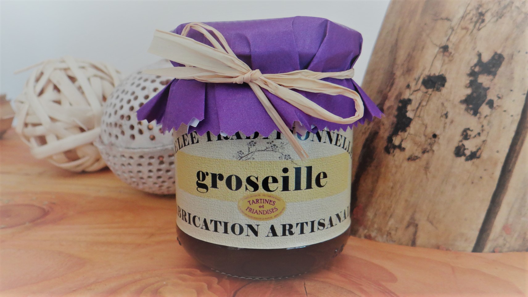 Gelée de Groseille - Cueillette, fabrication et mise en pot par Tartines et Friandises