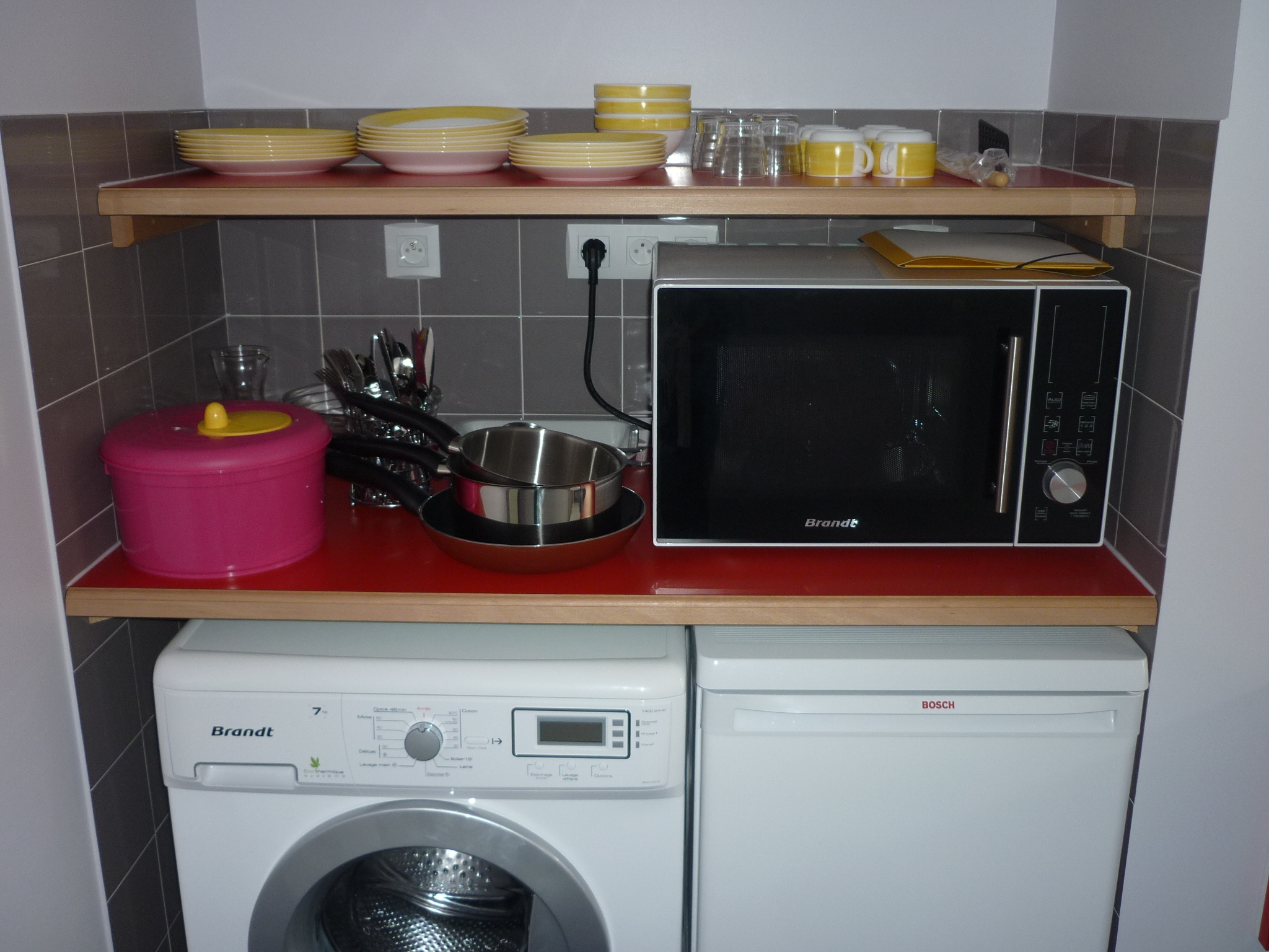 2011 equipements cuisine logements jeunes percy