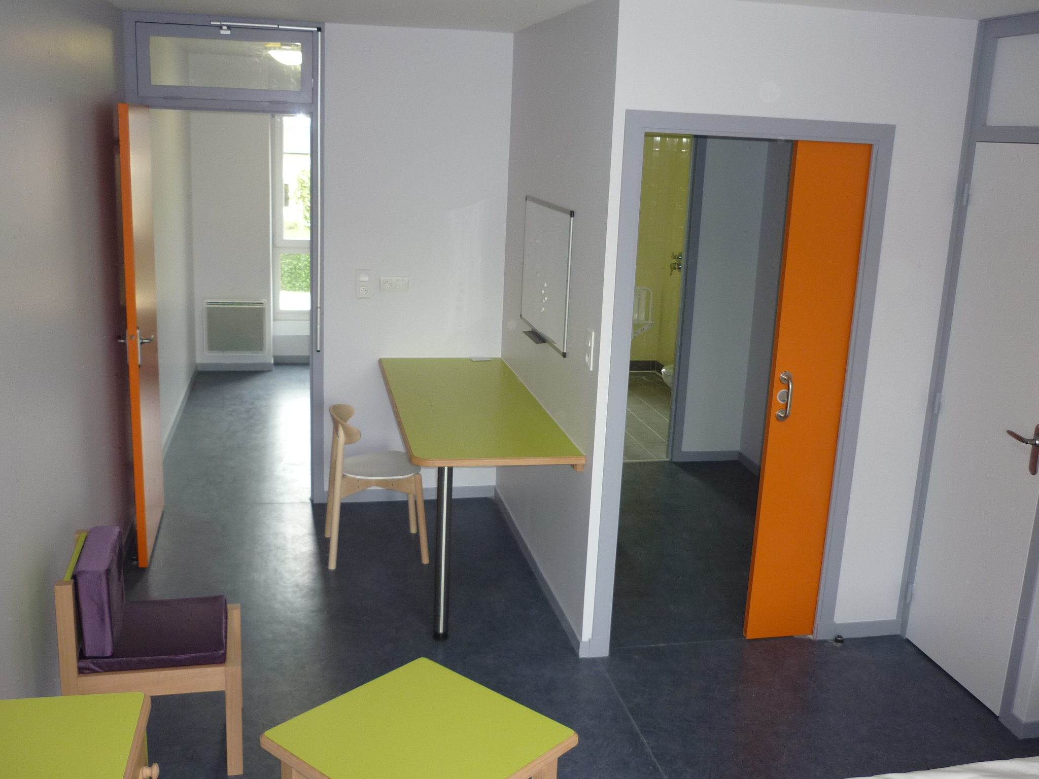 Interieur logements jeunes percy