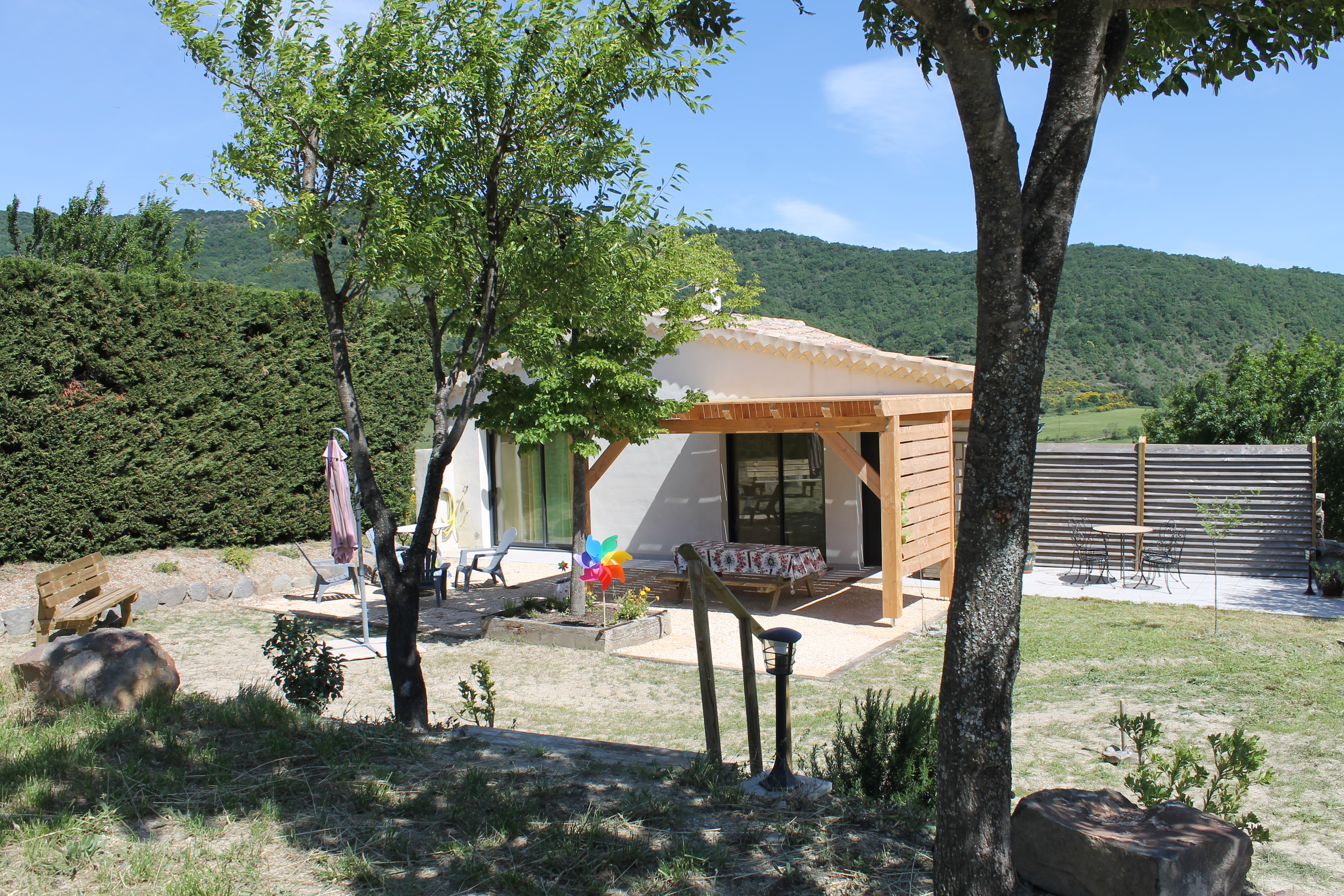 Gîte/location de vacances/piscine L'ardéchouette-Ardèche