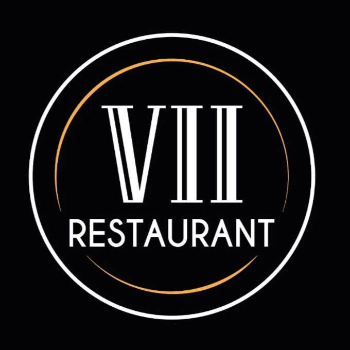 Restaurant le VII à Champs-sur-Marne. Une cuisine française accompagnée d'une ambiance conviviale.